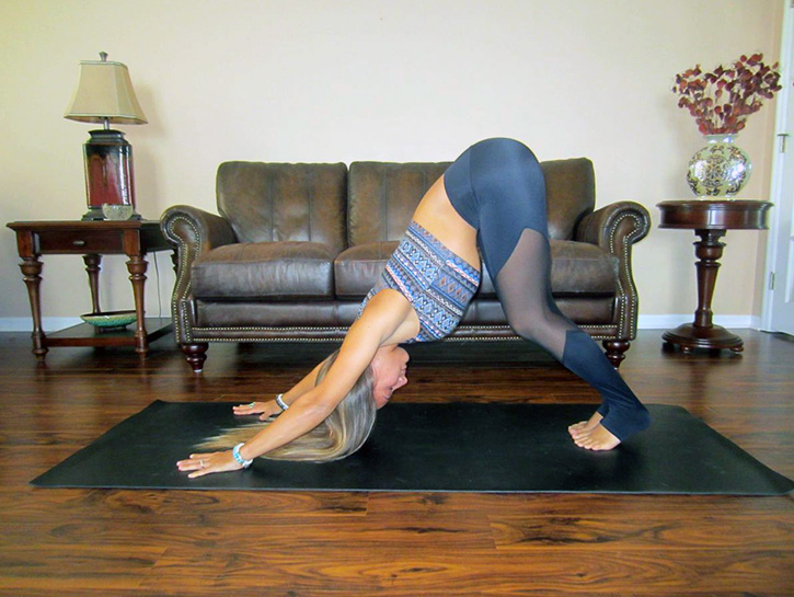 Downward Facing Dog - cane a testa in giù