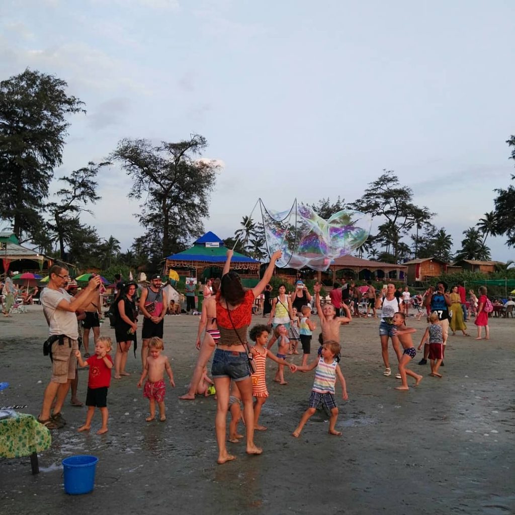 Spiaggia di Arambol - cerimonia di purificazione