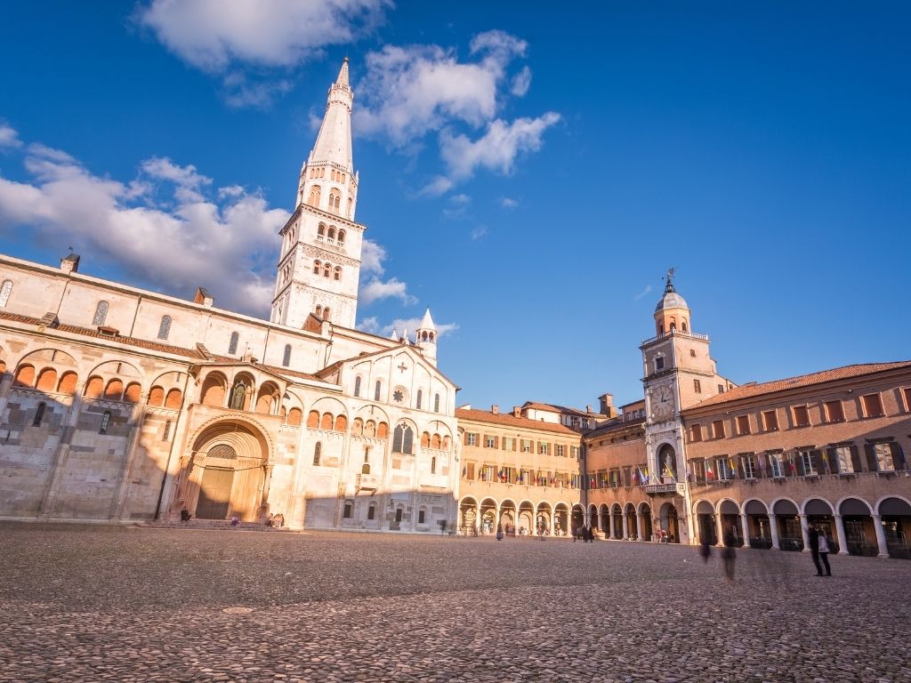 Vacanze Yoga in Emilia Romagna - Modena