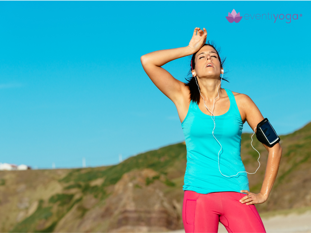 sovrallenamento-rimedi-una-donna-runner-affaticata