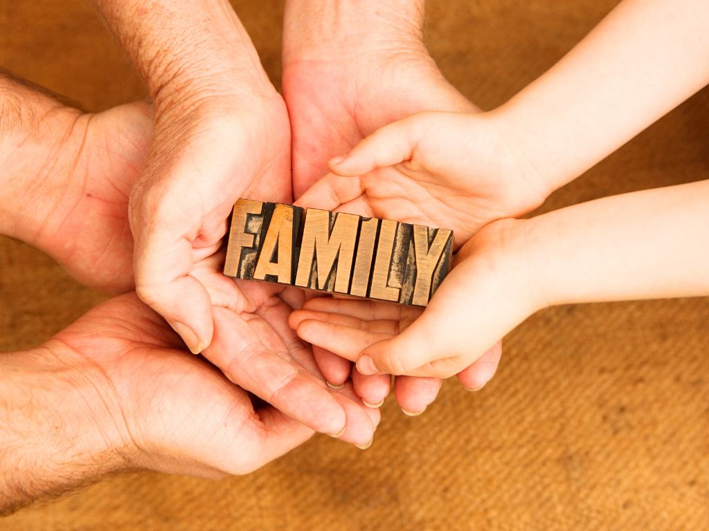 mani-unite-costellazioni-familiari