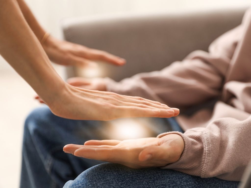 sessione-reiki-cura-dell-aura