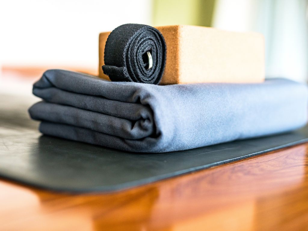 attrezzature-per-la-pratica-dello-yoga