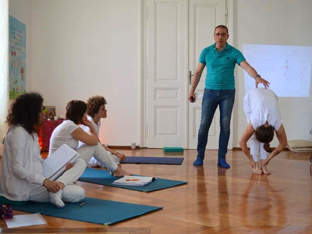Joytinat-Trieste-centro-yoga