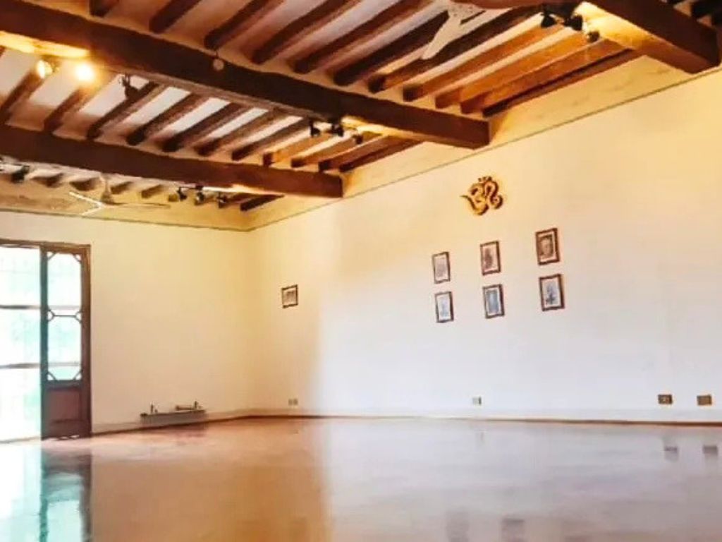 Darshan-Yoga–Reggio-Emilia-centro-yoga-Daniele-Bertani