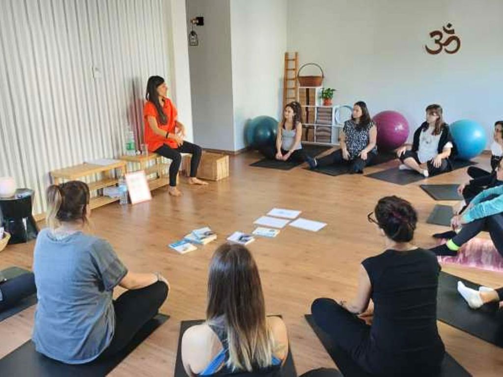 Nayoga-studio-Reggio-Emilia-centro-yoga